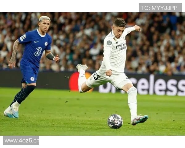 以巴尔韦德为核心分析其在现代足球中的技术特点与战术作用